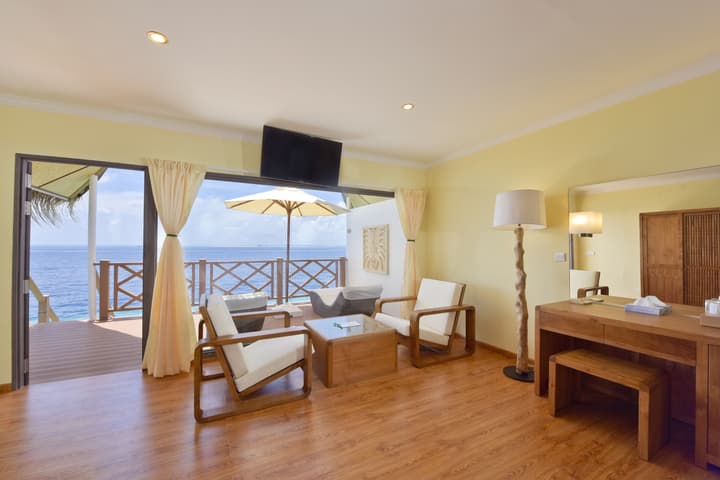 Dreamland Unique Sea and Lake Resort Spa