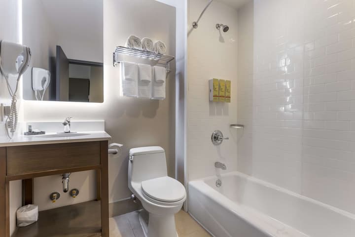 Best Western Brooklyn-Coney Island Inn