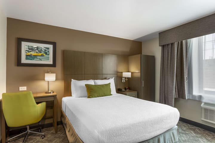 Best Western Brooklyn-Coney Island Inn
