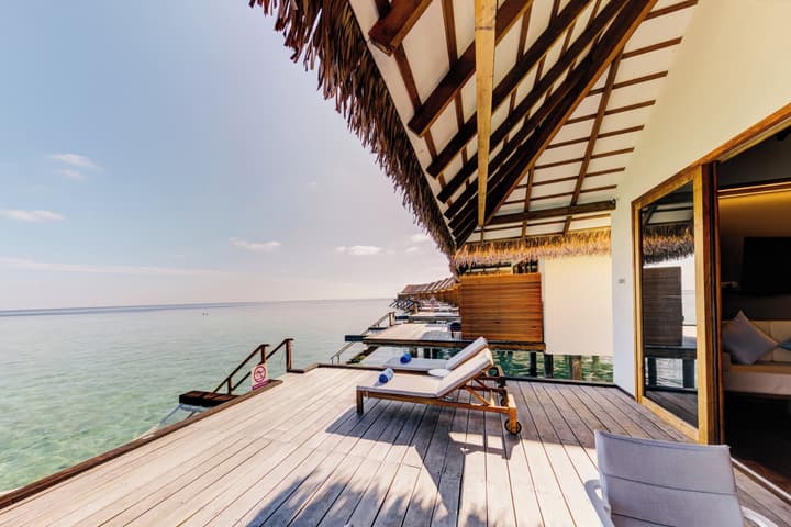Cinnamon Velifushi Maldives
