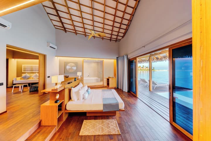 Cinnamon Velifushi Maldives