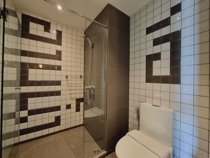 Samsen Street Hotel