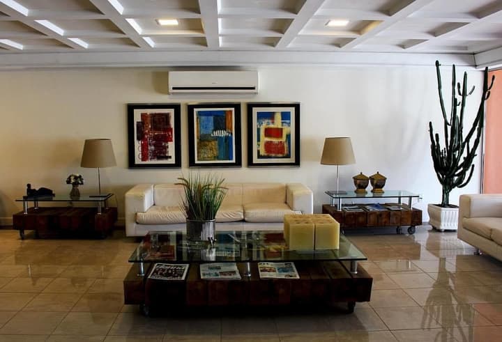 Altadomo Hotel