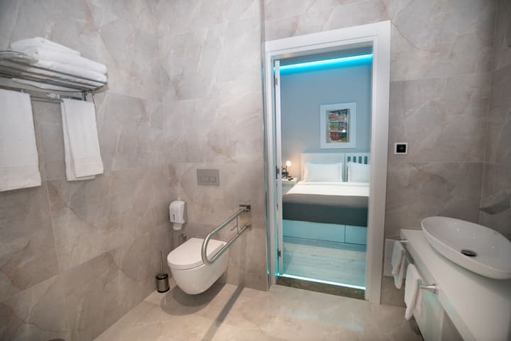 Metro Hotel Tirana