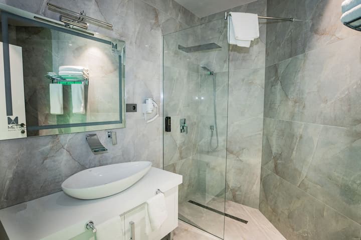 Metro Hotel Tirana