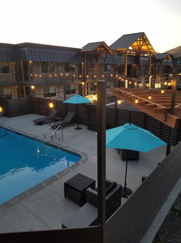 The Hotel Y, a Dazzler Select by Wyndham