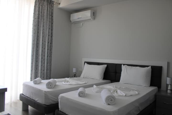 Hotel New York Kamez
