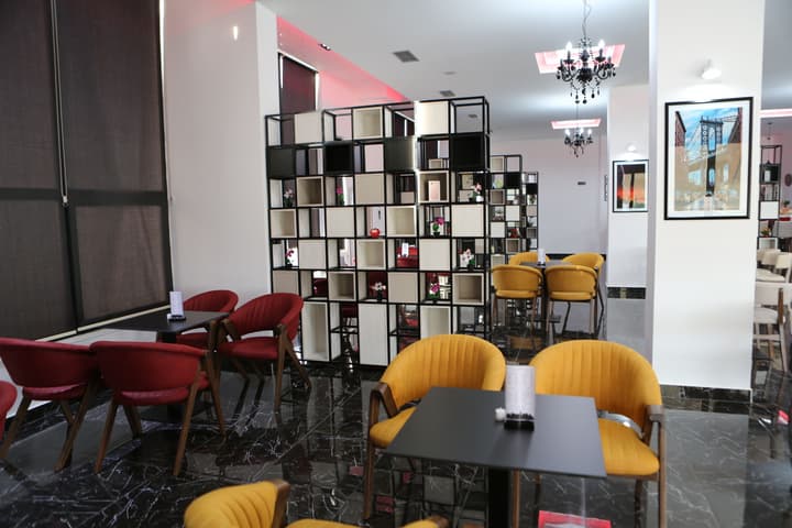 Hotel New York Kamez