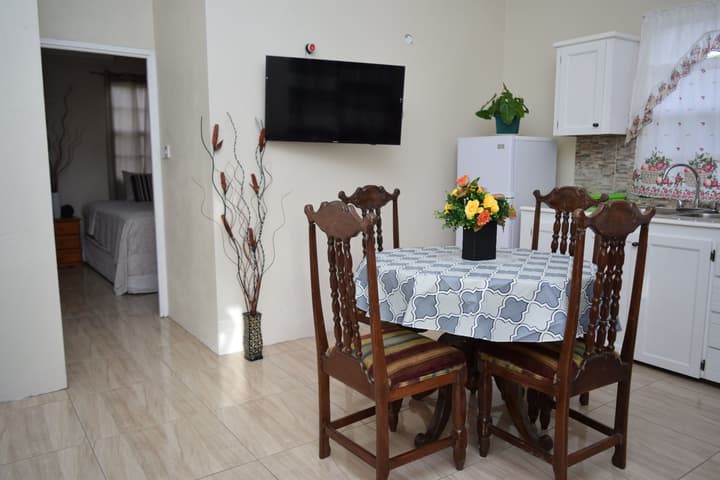 Justinn Apartments