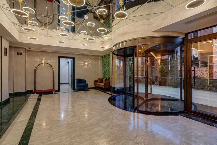 Sole Palace