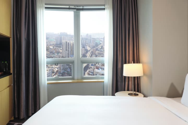 Avani Central Busan