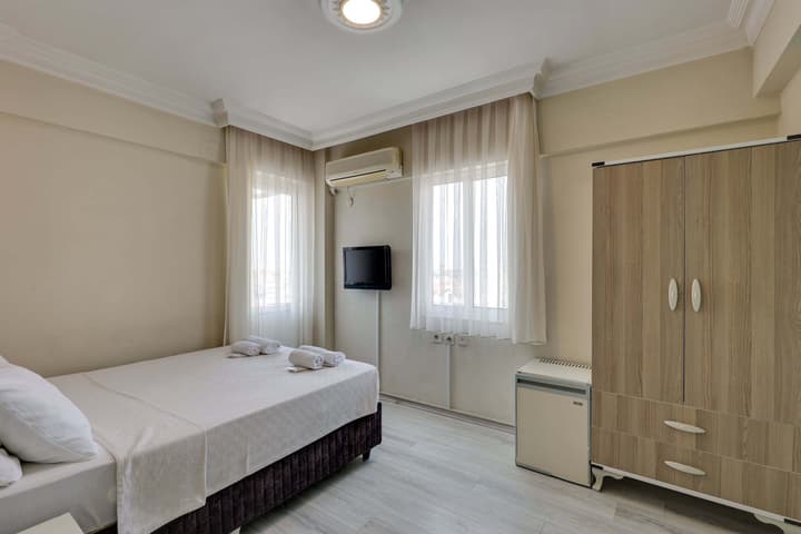 Hikmethan Otel