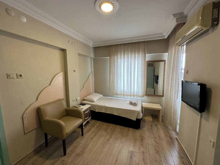 Hikmethan Otel