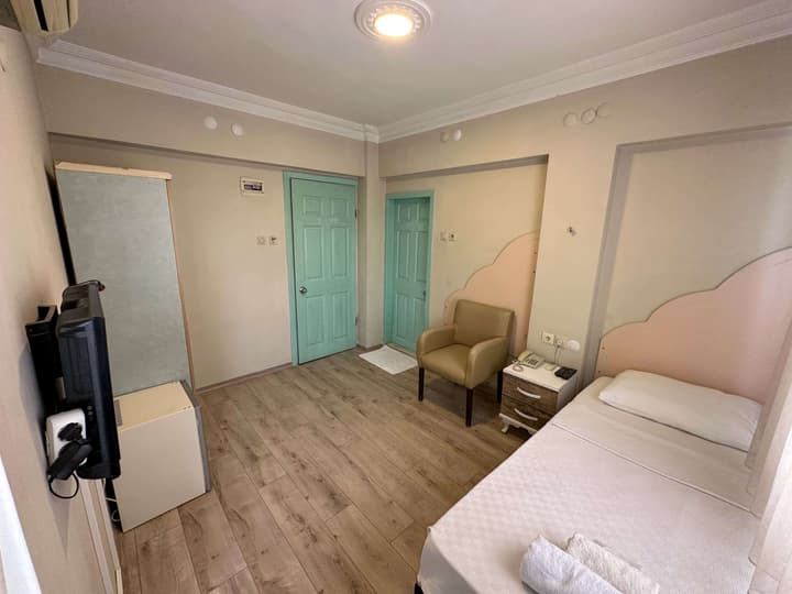 Hikmethan Otel