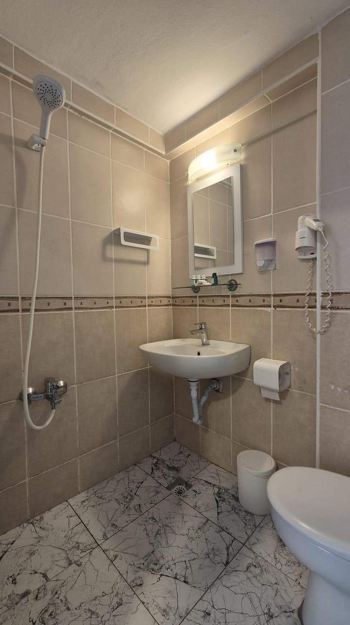 Hikmethan Otel