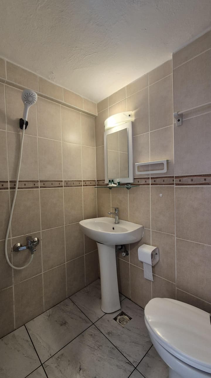 Hikmethan Otel