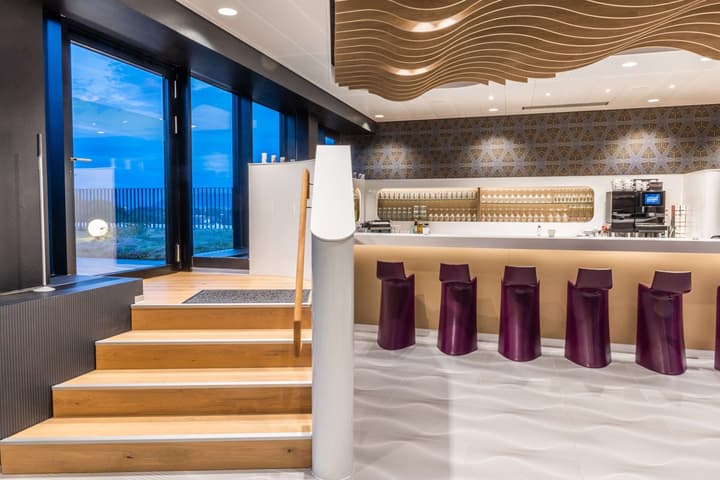 Prize by Radisson, Bern City