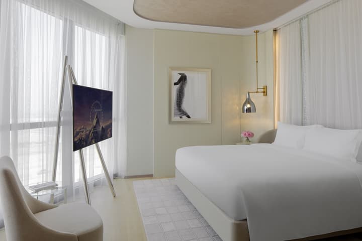 Paramount Hotel Dubai