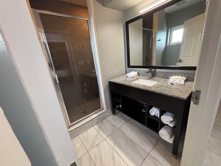 Grace Bay Suites