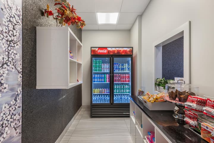 Executive Residency by Best Western Calgary City View North