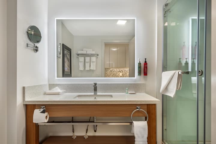 Executive Residency by Best Western Calgary City View North