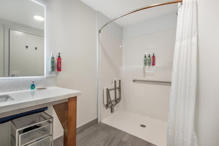 Executive Residency by Best Western Calgary City View North