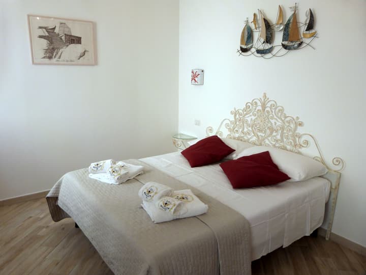 Clelia's Boutique Rooms & Suites