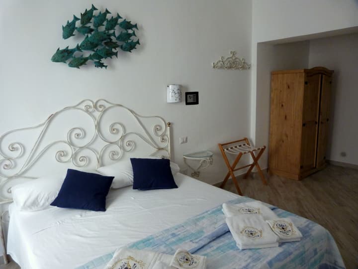 Clelia's Boutique Rooms & Suites