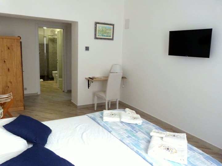 Clelia's Boutique Rooms & Suites