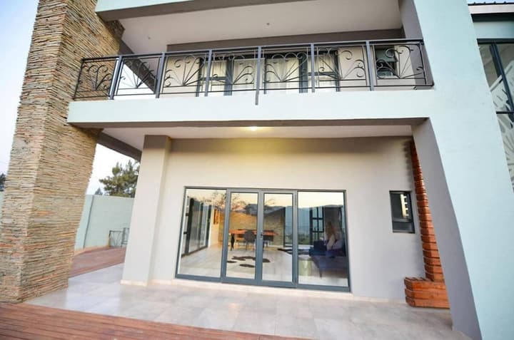 Serurubele Boutique Hotel