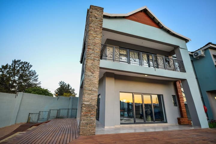 Serurubele Boutique Hotel