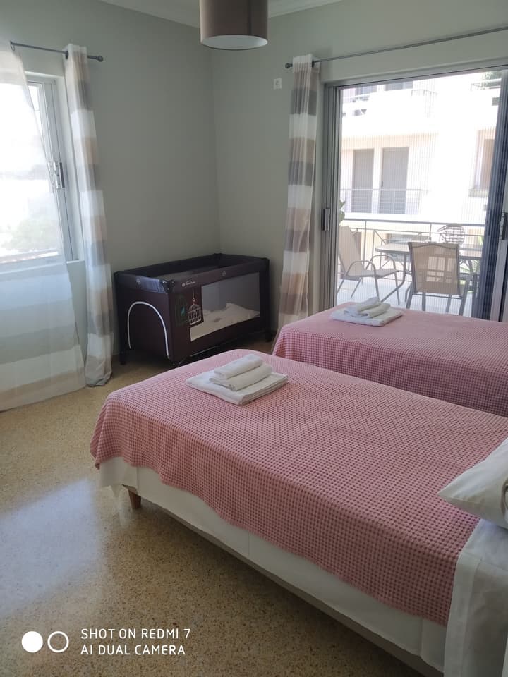Carpe Diem Apartments By Athens Airport
