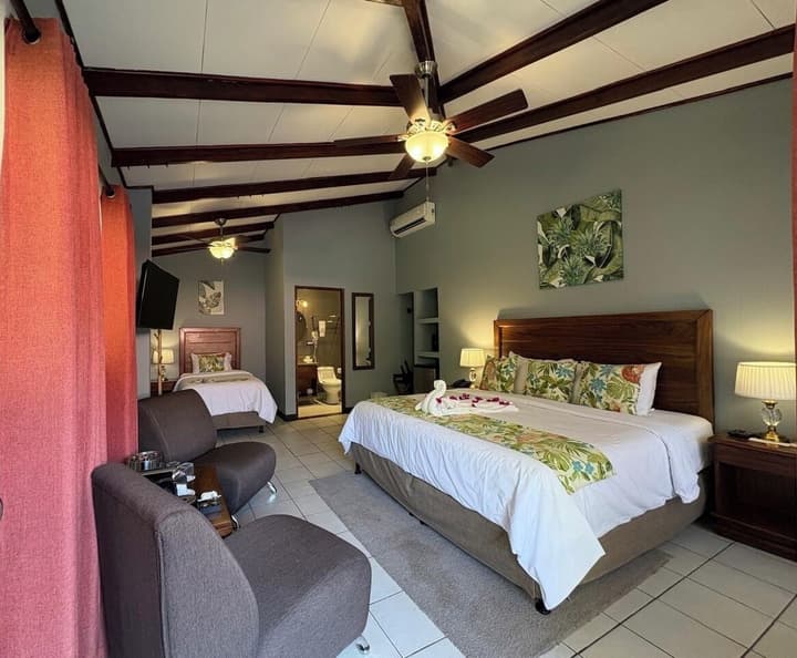 Hotel Playa Espadilla