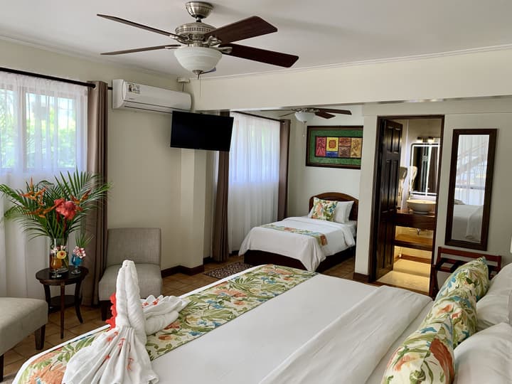Hotel Playa Espadilla