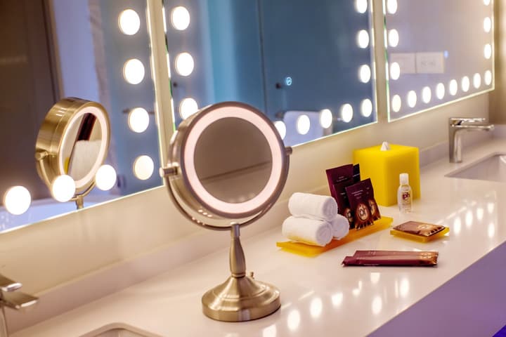 Planet Hollywood Cancun Adult Scene by Royalton, An Autograph Collection® All-Inclusive Resort - Adults Only