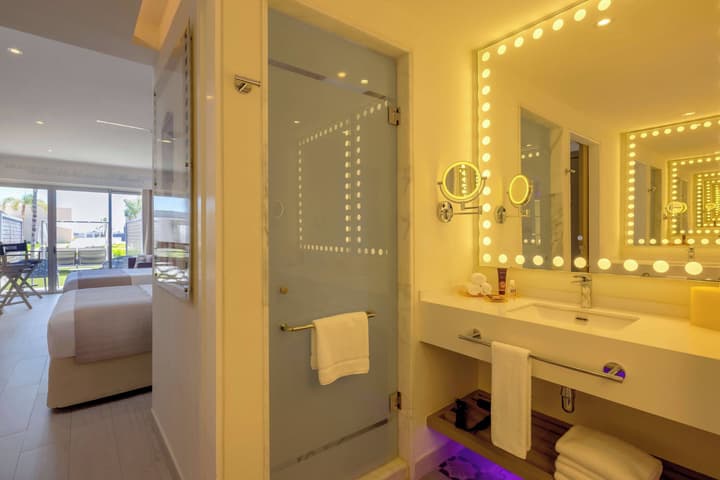 Planet Hollywood Cancun Adult Scene by Royalton, An Autograph Collection® All-Inclusive Resort - Adults Only