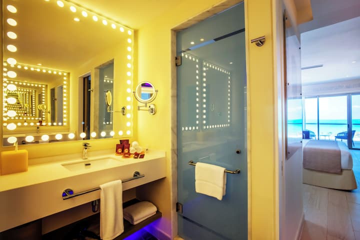 Planet Hollywood Cancun Adult Scene by Royalton, An Autograph Collection® All-Inclusive Resort - Adults Only
