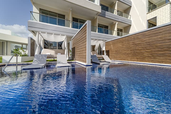 Planet Hollywood Cancun Adult Scene by Royalton, An Autograph Collection® All-Inclusive Resort - Adults Only