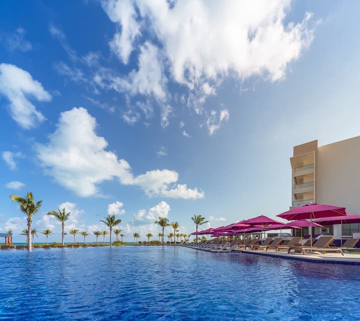 Planet Hollywood Cancun Adult Scene by Royalton, An Autograph Collection® All-Inclusive Resort - Adults Only
