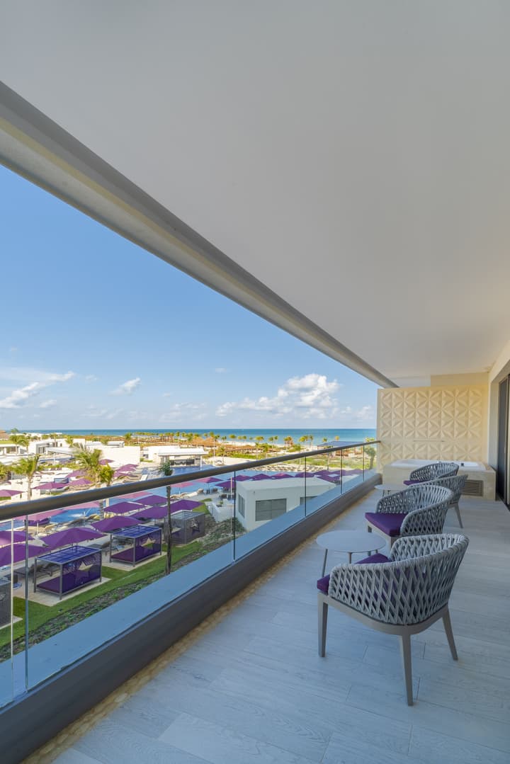 Planet Hollywood Cancun Adult Scene by Royalton, An Autograph Collection® All-Inclusive Resort - Adults Only