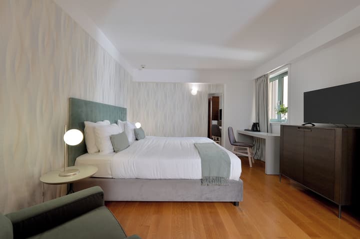 Athenaeum Eridanus Luxury Hotel