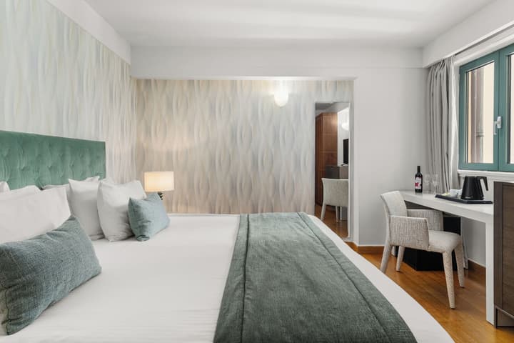 Athenaeum Eridanus Luxury Hotel