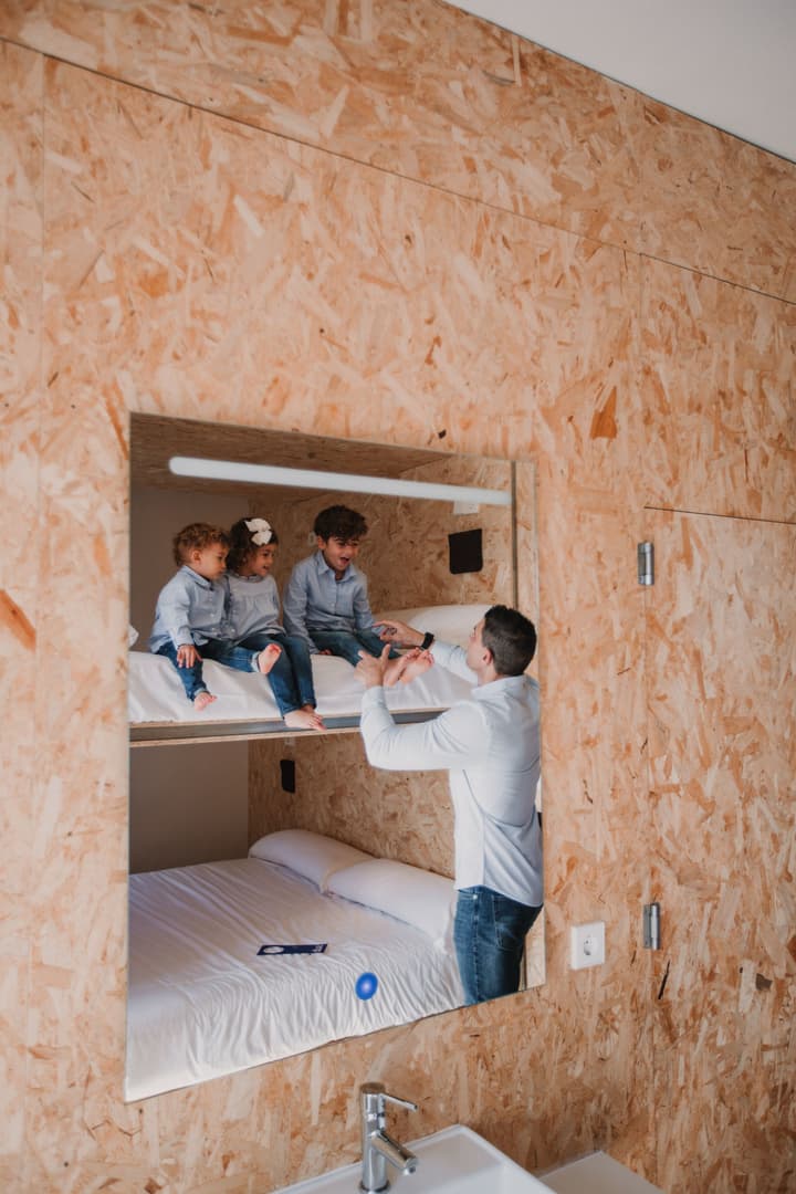 SubUp Hostel