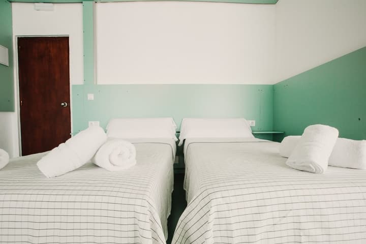 SubUp Hostel