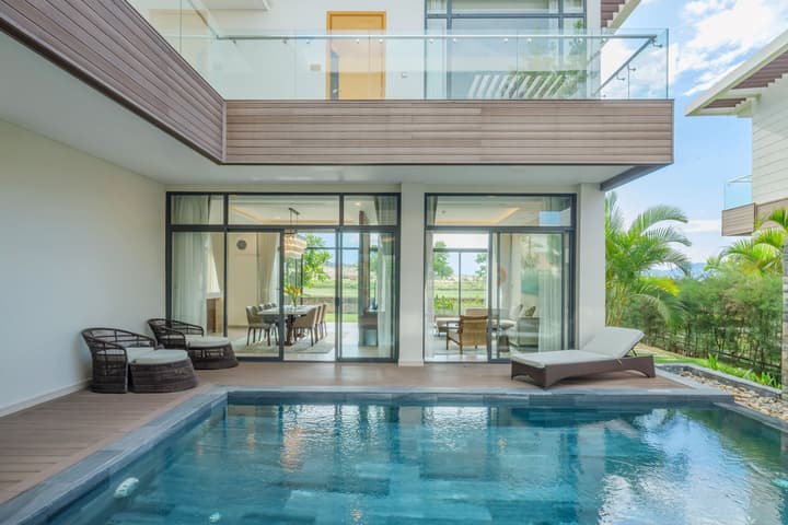 Wyndham Grand KN Paradise Cam Ranh