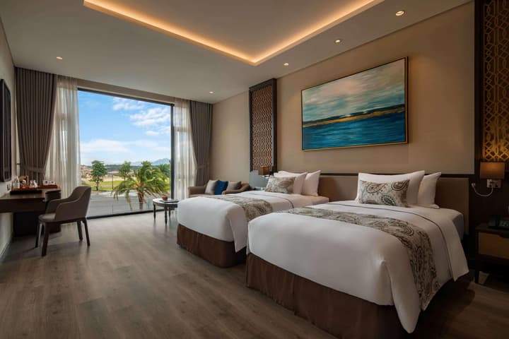 Wyndham Grand KN Paradise Cam Ranh