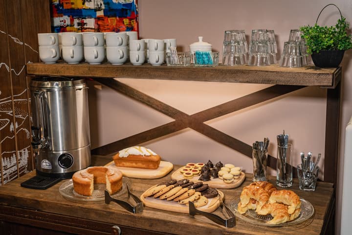 Shoshana Hotel Boutique