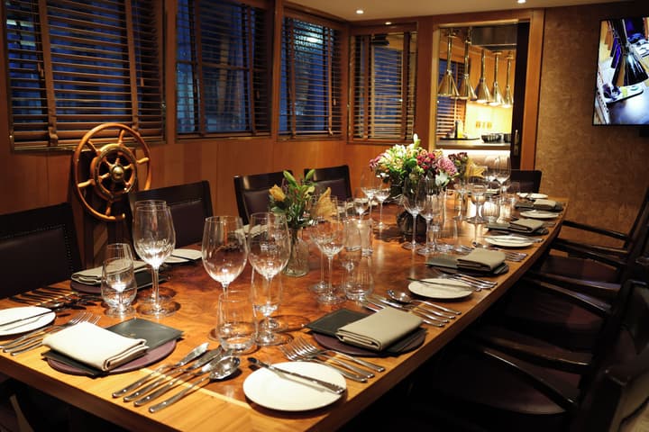 Fingal - A Luxury Floating Hotel