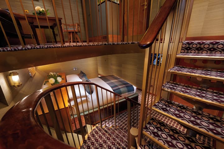 Fingal - A Luxury Floating Hotel