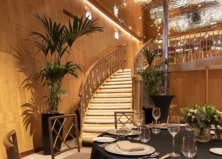 Fingal - A Luxury Floating Hotel